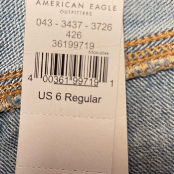 New AE '90s Bootcut Jean size 6/ 28w comfort stretch waistband in bright blue - Picture 12 of 13